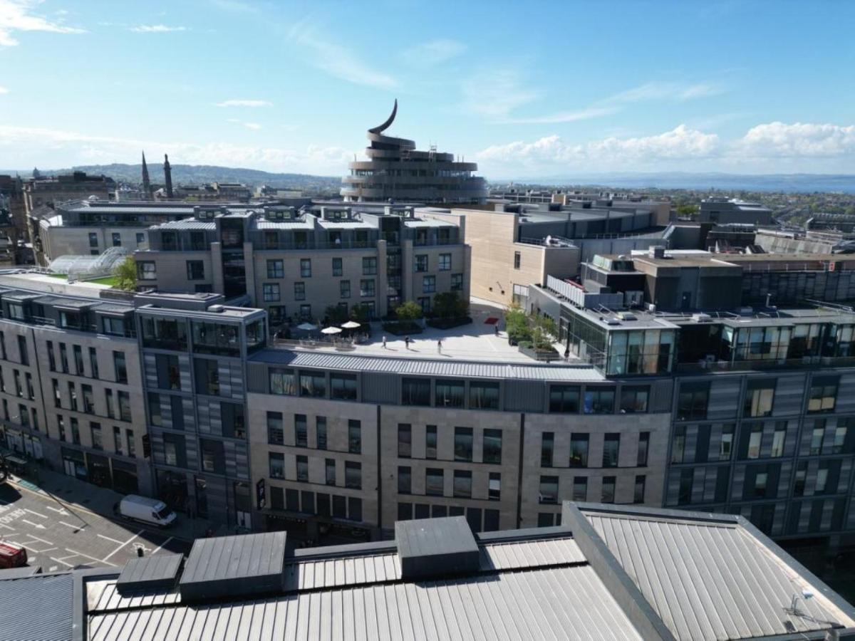 Roomzzz Edimburgo Exterior foto